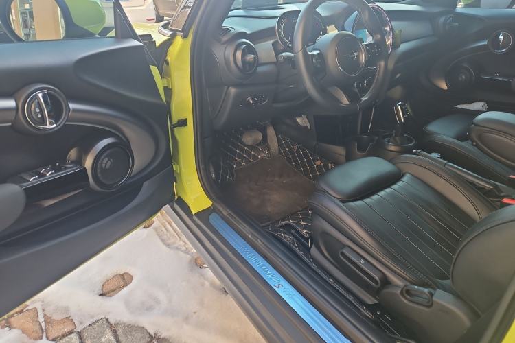 Used MINI MINI 2023 Revised 2.0T COOPER S CABRIO Artist