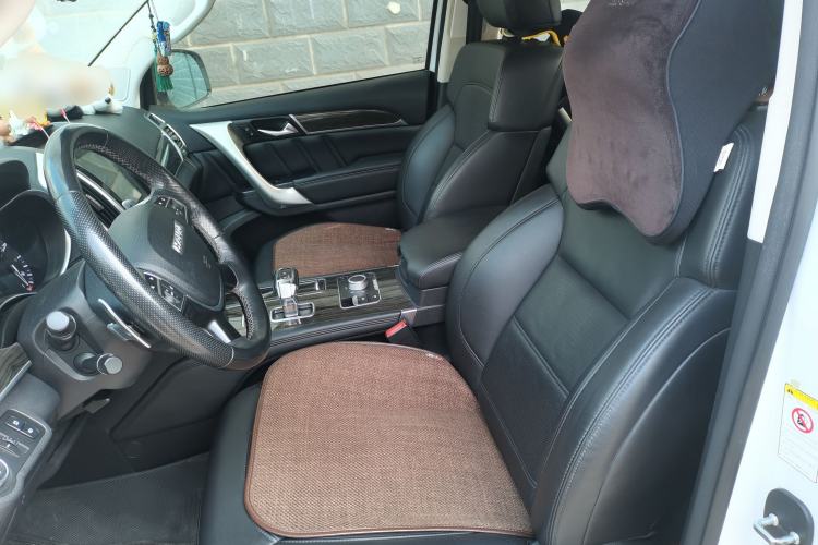 Used Haval H9 2017 2.0T Gasoline 4x4 Luxury 7-Seater