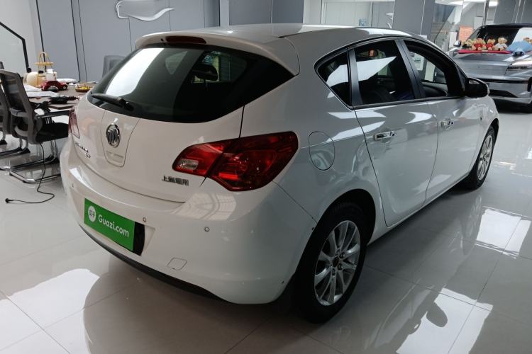 Used Buick GT 2014 XT 1.6L Automatic Fashion Edition Rear Right 45 Deg