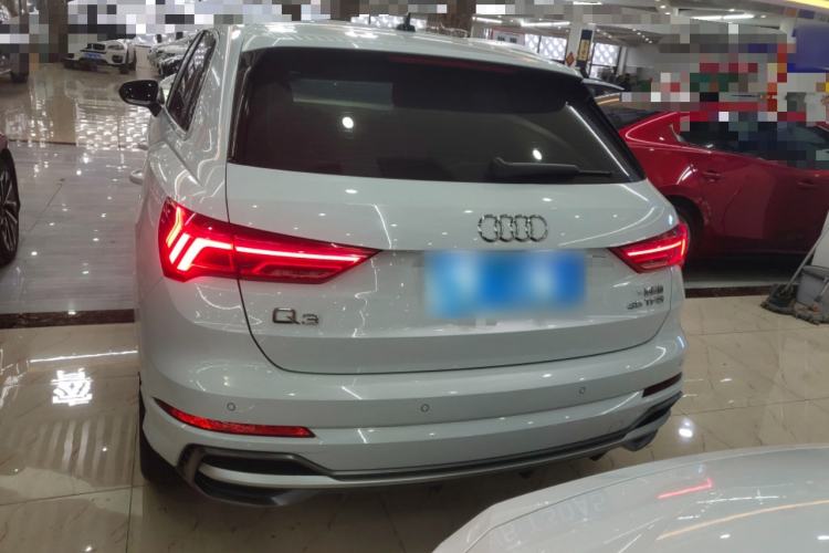 Used Audi Q3 2022 35 TFSI Fashion Dynamic Model