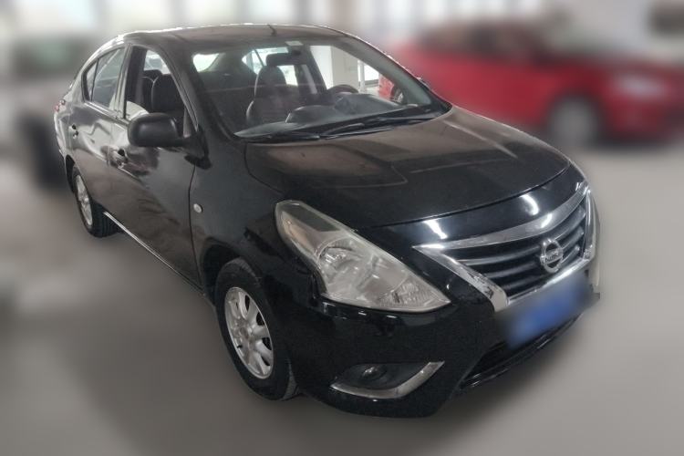 Used Nissan Sunny 2014 1.5XE CVT Comfort Edition Front Right 45 Deg