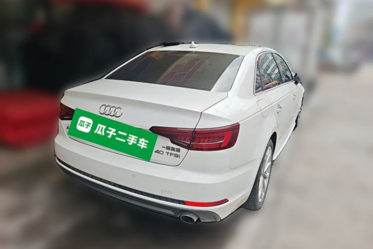 Used Audi A4L 2018 30th Anniversary Edition 40 TFSI Fashion Model
