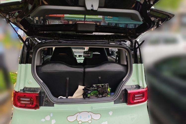 Used Wuling Hongguang MINIEV 2022 Macaron Premium Model – Lithium Iron Phosphate Trunk