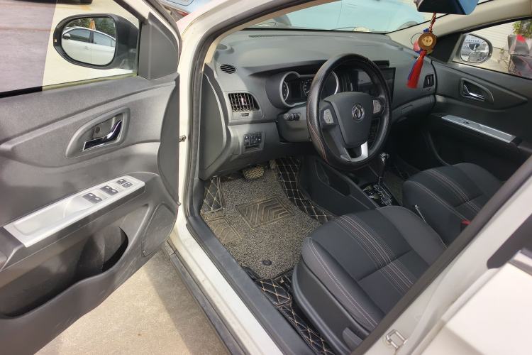 Used Dongfeng Aeolus AX3 2016 1.5L Automatic Shangkue Model
