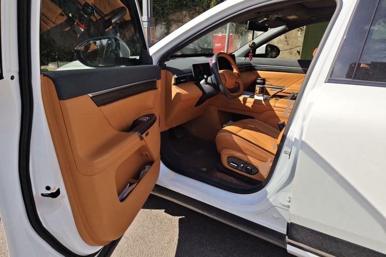 Used Dongfeng eπ eπ008 2025 636Max All-Electric 5-Seater