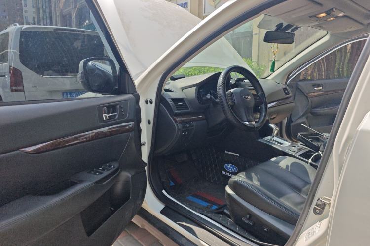 Used Subaru Outback 2013 2.5i Luxury Edition
