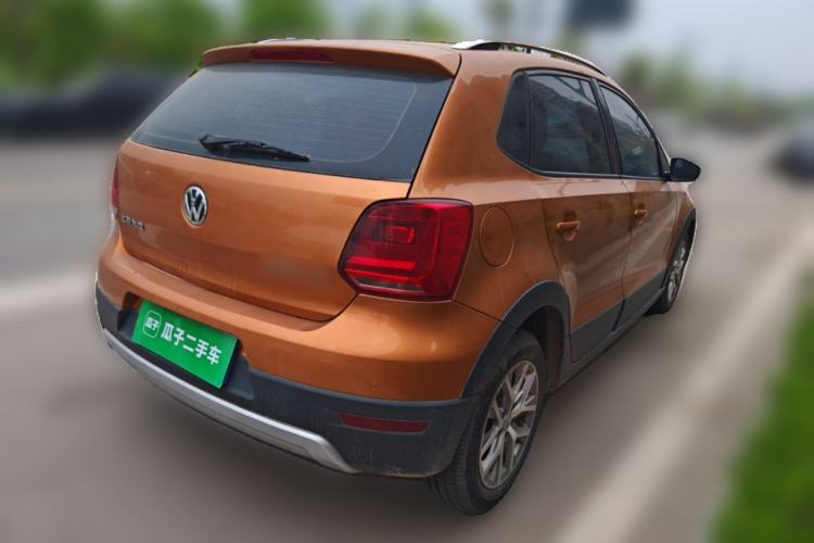 Used Volkswagen Polo 2014 1.6L Cross Polo Automatic Rear Right 45 Deg