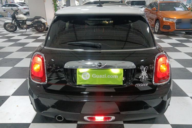 Used MINI 2014 1.5T COOPER Fun Rear