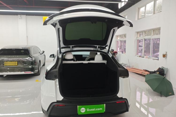 Used Tesla Model Y 2025 Rear-Wheel Drive First Edition