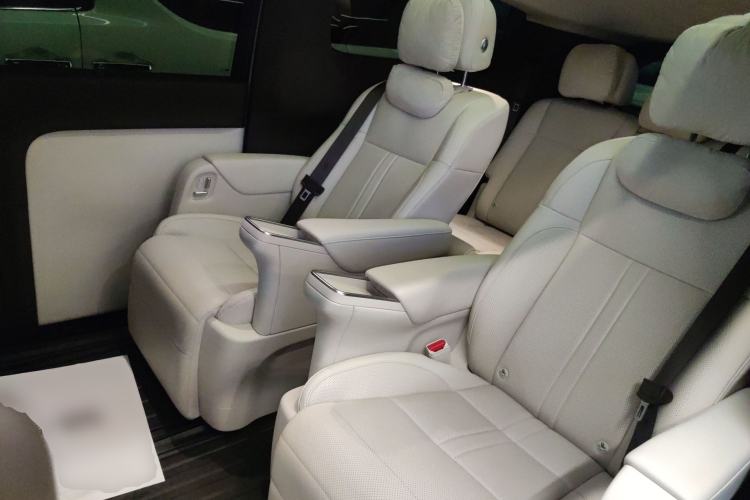 Used Li Auto MEGA 2024 Ultra Model Left Rear Seat