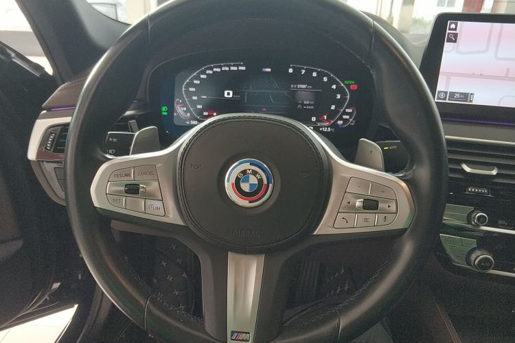 Used BMW 5 Series 2022 Second Facelift 530Li Leading Edition M Sport Package