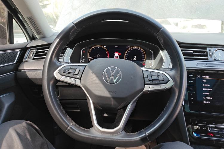 Used Volkswagen Magotan 2020 330TSI DSG Luxury Edition Steering Wheel