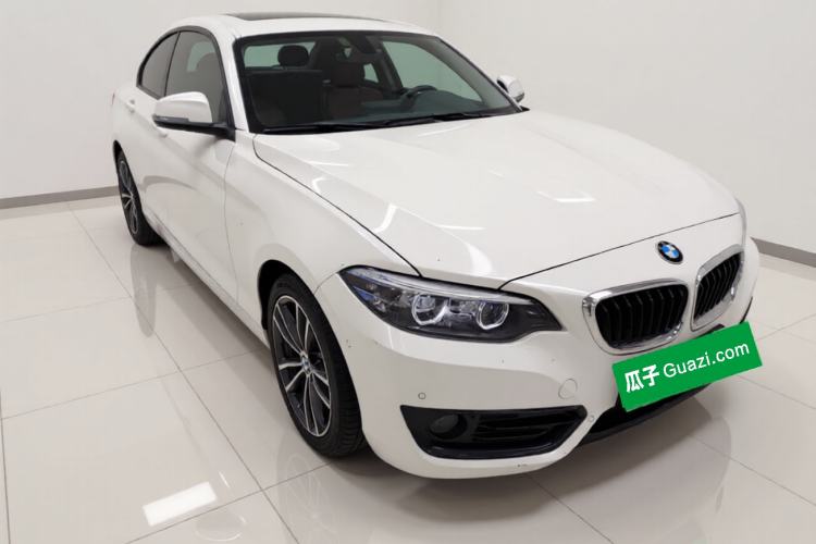 Used BMW 2 Series 2018 220i Sport Design Package Exterior 1