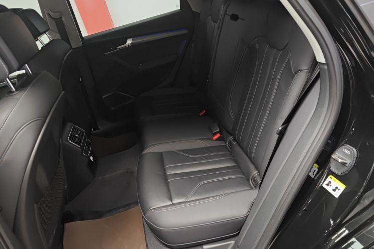 Used Audi Q5L 2022 Updated 45T Luxury Dynamic Version