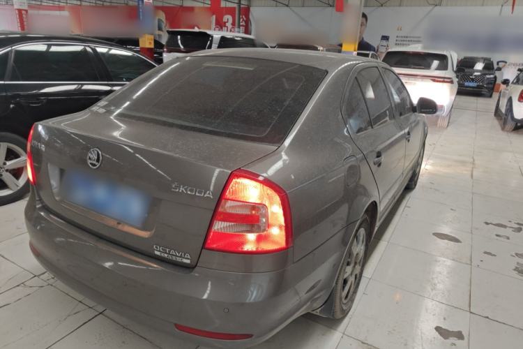 Used Skoda Octavia 2015 Classic Model 1.6L Automatic Yijie Version
