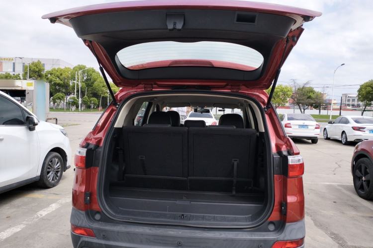 Used Dongfeng Fengon S560 2018 1.8L CVT Elite Model 7 Seats