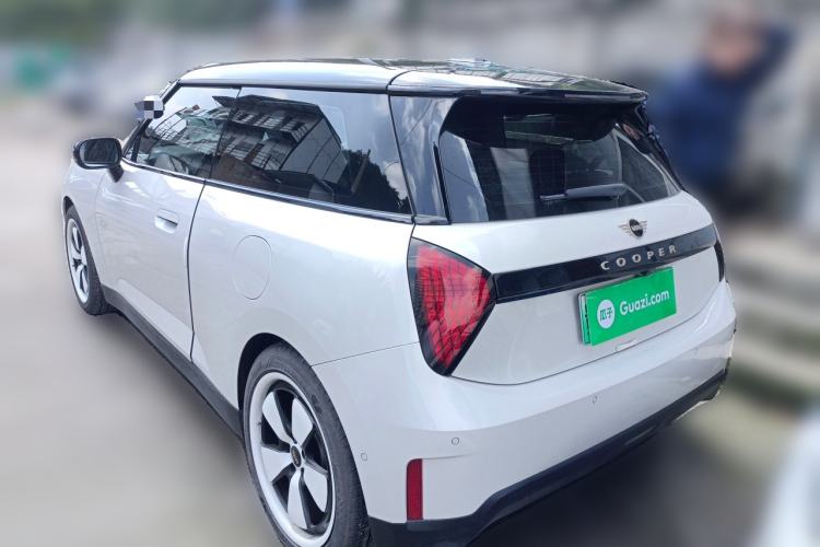 Used MINI Electric MINI COOPER 2024 456km COOPER E Classic Edition
