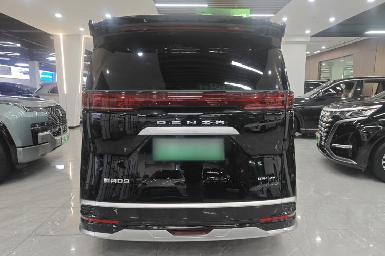 Used Denza D9 2022 DM-i 970 Four-Wheel Drive Prestige Model