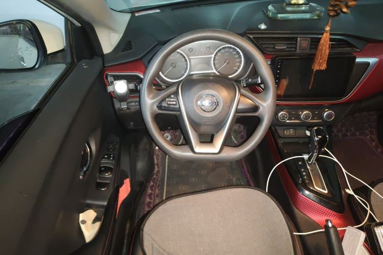 Used Nissan Lannia 2016 1.6L CVT Cool Edition Steering Wheel