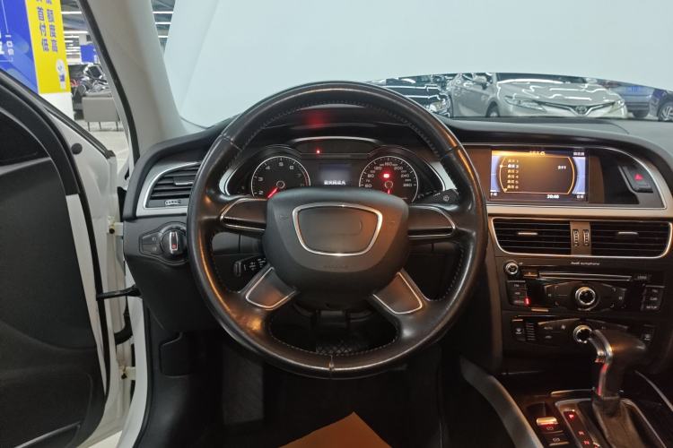 Used Audi A4L 2016 30 TFSI Collector's Edition Automatic Comfort Model