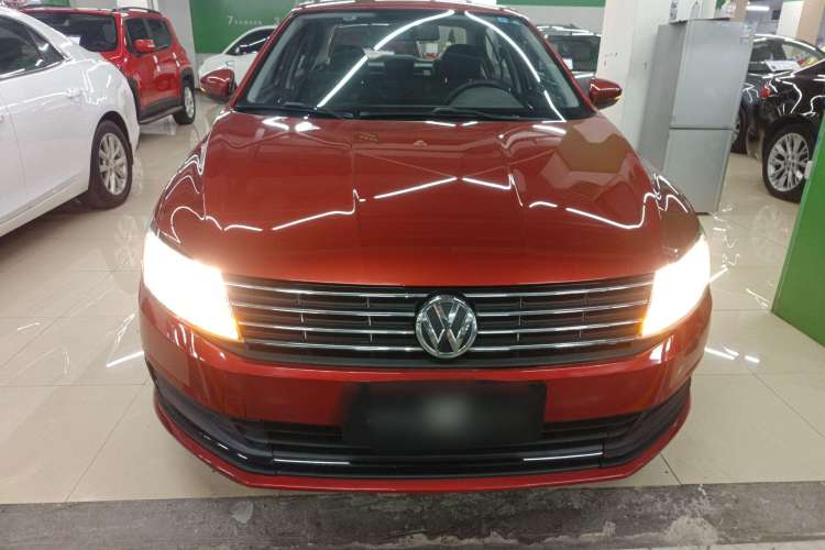 Used Volkswagen Lavida 2015 1.6L Automatic Fashion Edition