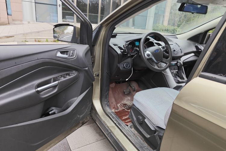 Used Ford Kuga 2015 1.5L GTDi Two-Wheel-Drive Comfort Model