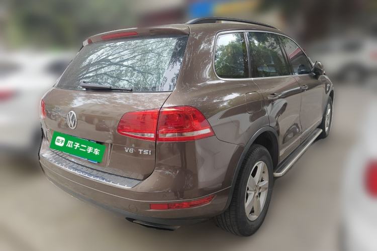 Used Volkswagen Touareg 2015 3.0 TSI Comfort Model Rear Right 45 Deg