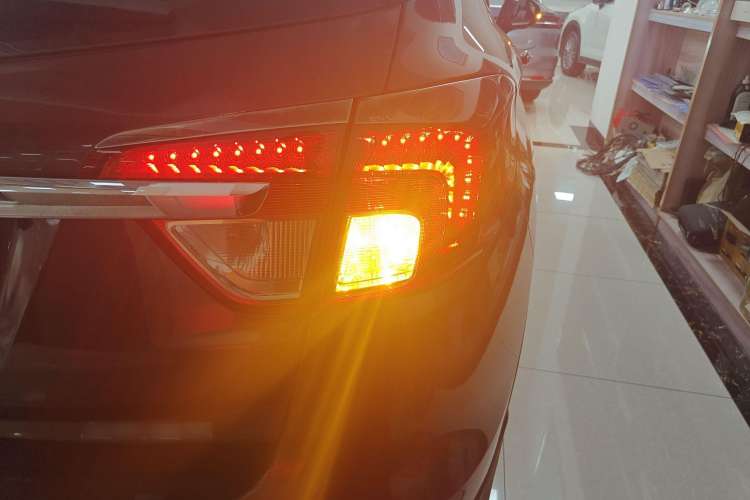 Used Buick Envision 2017 20T Two-Wheel Drive Leading Version
