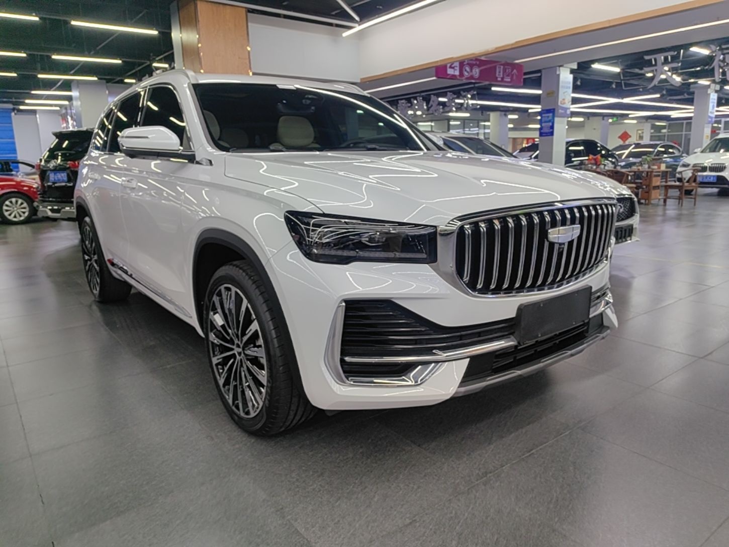 Geely Auto Monjaro L 2025 Dongfang Yao 2.0TD Automatic Lanxing Edition — снимка 3