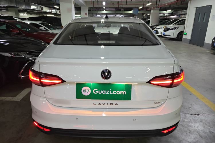 Used Volkswagen Lavida 2023 New Sharp 1.5L Automatic Excellent New Edition