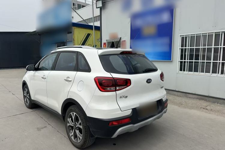 Used Kia KX3 2017 1.6L Automatic Aoya Version Exterior 3