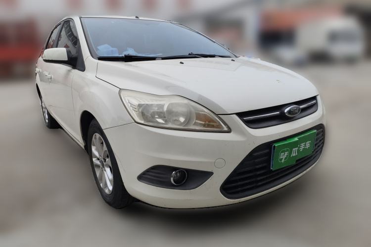 Used Ford Focus 2013 Sedan Classic 1.8L Manual Base Model