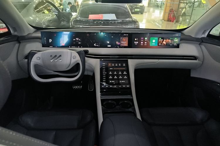 Used IM LS7 2023 77 kWh Urban Fit Rear-Wheel Drive