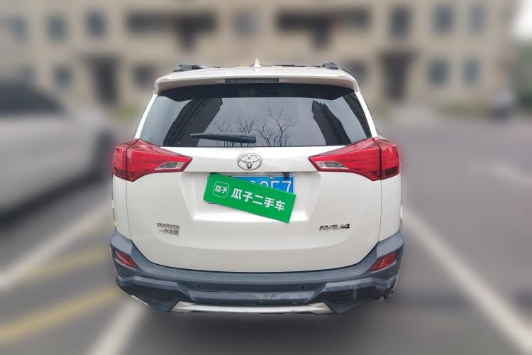 Used Toyota RAV4 2015 2.0L CVT Two-Wheel Drive Fashion Edition
