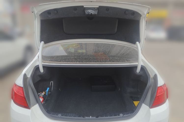 Used BMW 5 Series 2014 525Li Luxury Design Package
