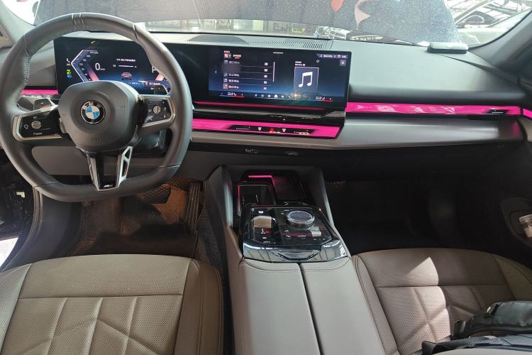 Used BMW 5 Series 2025 525Li M Sport Package