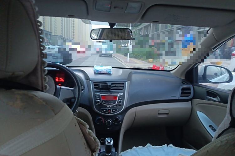 Used Hyundai Verna (older generation) 2014 1.4L Manual Smart GLS Trim Headliner