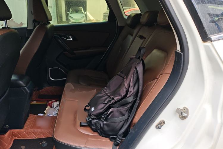 Used FAW Senya R7 2016 1.6L Manual Luxury Model