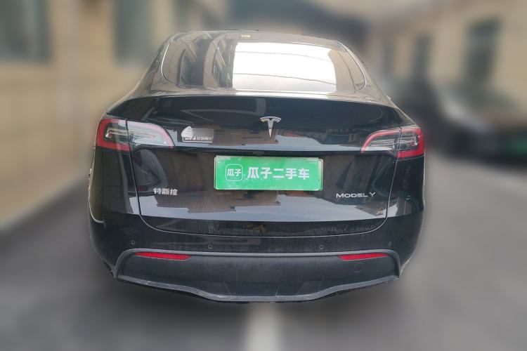 Used Tesla Model Y 2021 Standard Range Rear-Wheel Drive Version

