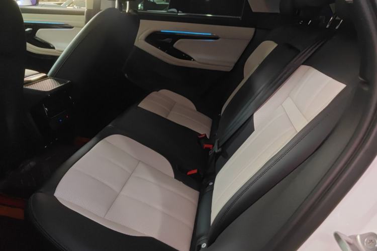 Used Land Rover Range Evoque New Energy 2021 Aurora L P300e Luxury Edition Left Rear Seat