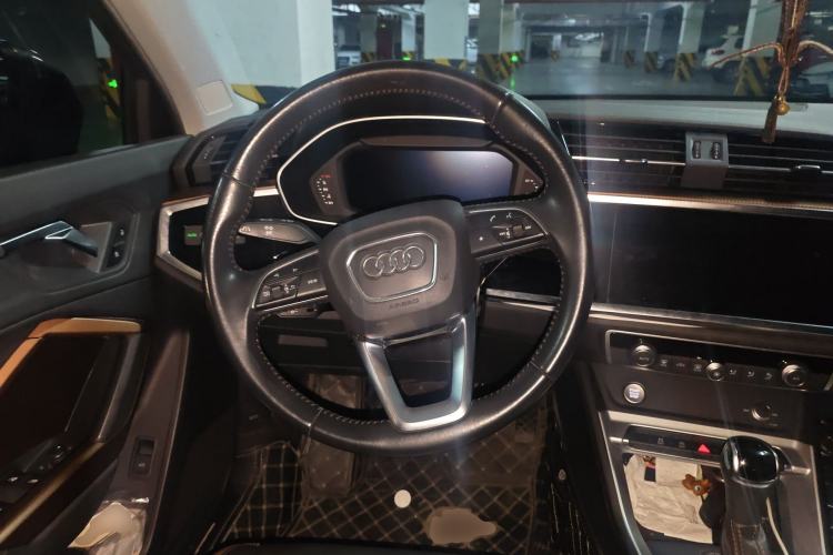 Used Audi Q3 2020 35 TFSI Fashionable and Elegant Model