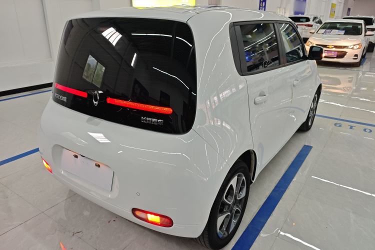 Used ORA White Cat 2020 305 km Luxury Version Rear Right 45 Deg