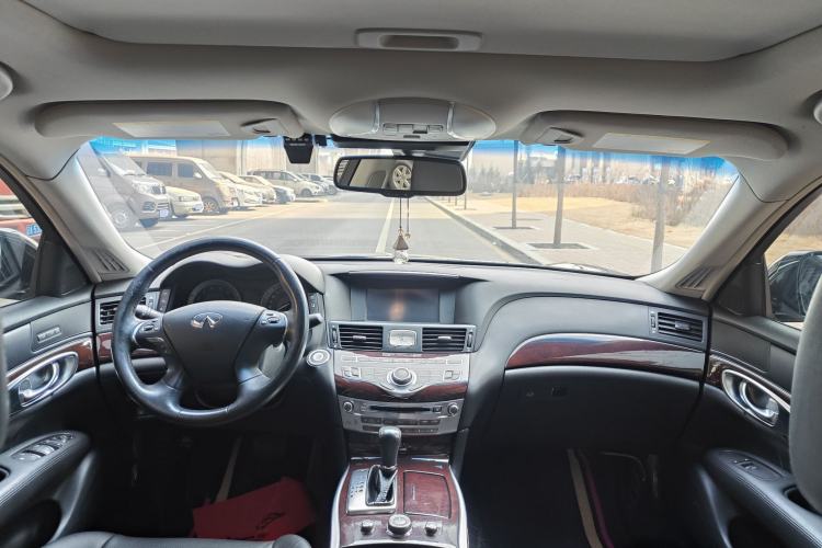 Used Infiniti Q70 2013 Q70L 2.5L Elegance Edition Interior 5