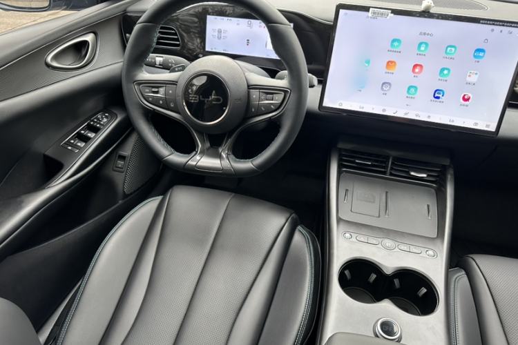 Used BYD Seal 06 New Energy 2025 EV 545KM Flagship Edition Interior 3