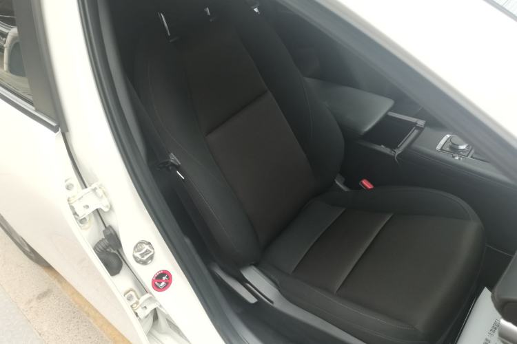 Used Mazda 3 Axela 2023 2.0L Automatic Zhiqing Edition Right Front Seat