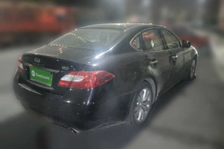 Used Infiniti M Series 2011 M25 Luxury Model Rear Right 45 Deg
