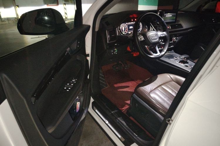 Used Audi Q5L 2018 45 TFSI Prestige Fashion Edition China VI Emission Standard Driver Seat