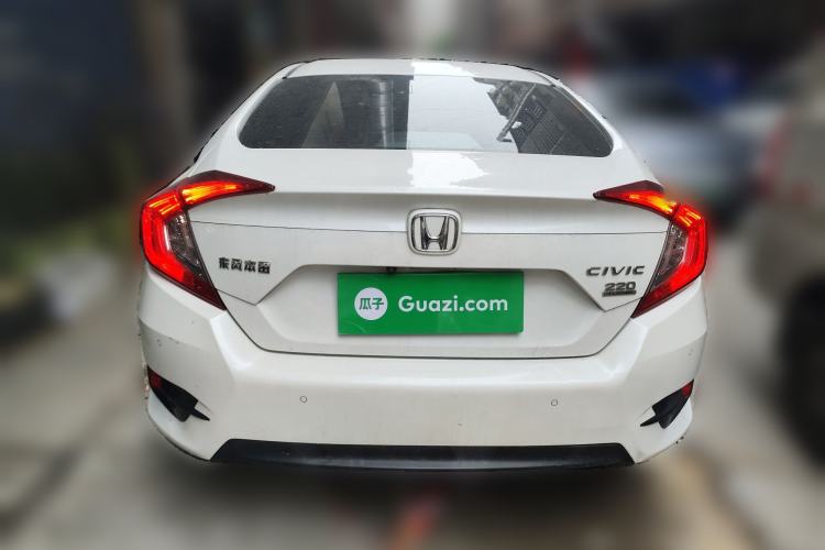 Used Honda Civic 2016 220TURBO CVT Luxury Edition
