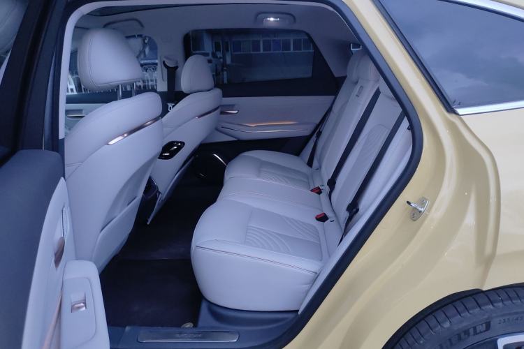 Used Baojun Enjoy 2025 Plug-in Hybrid 140km Luxury Edition