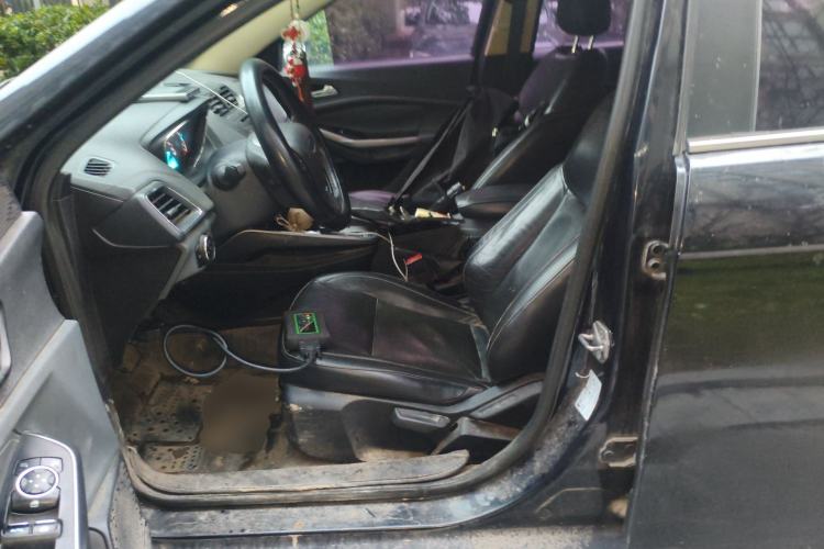 Used Ford Escort 2015 1.5L Automatic Fashion Model Left Front Seat